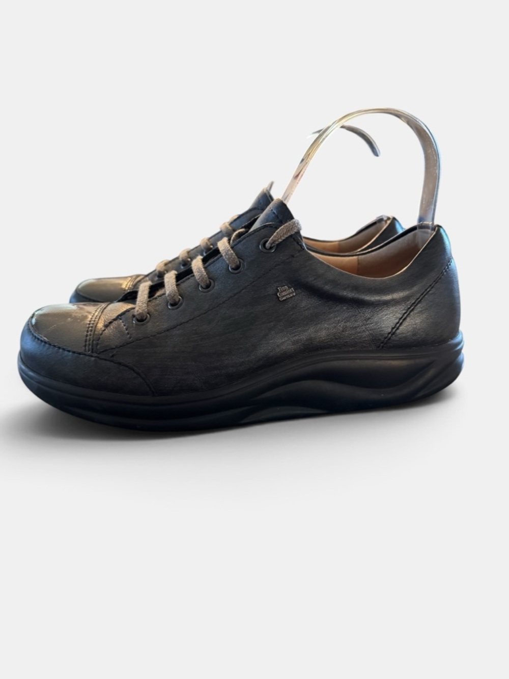 Finn Comfort Black Leather Women's Lace-Up Sneakers Sz 5.5